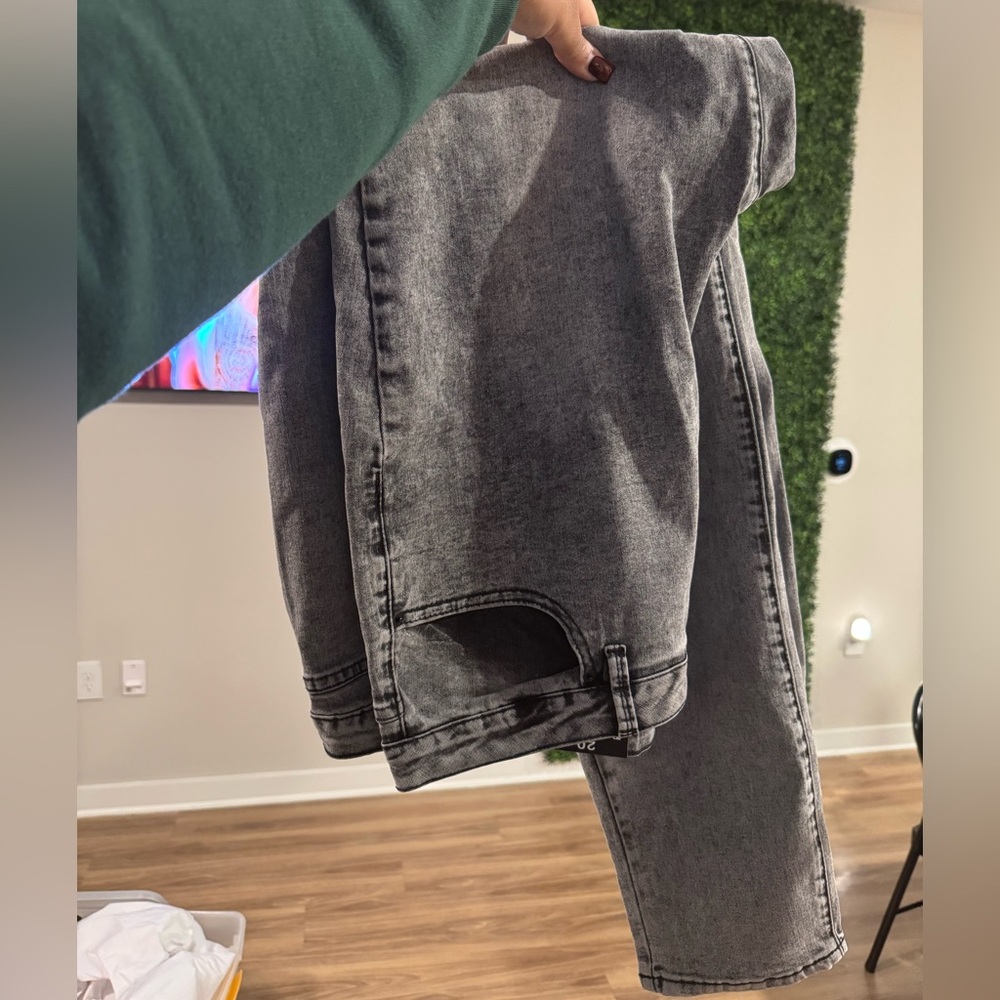 Black acid wash jeans